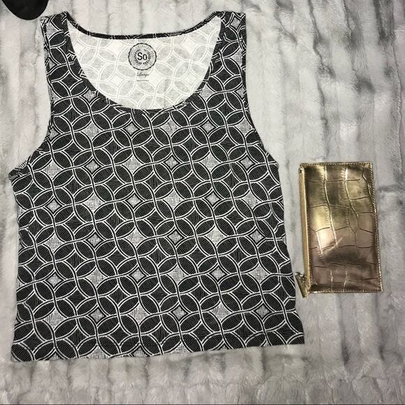 Black and white print large crop top - Picture 3 of 4